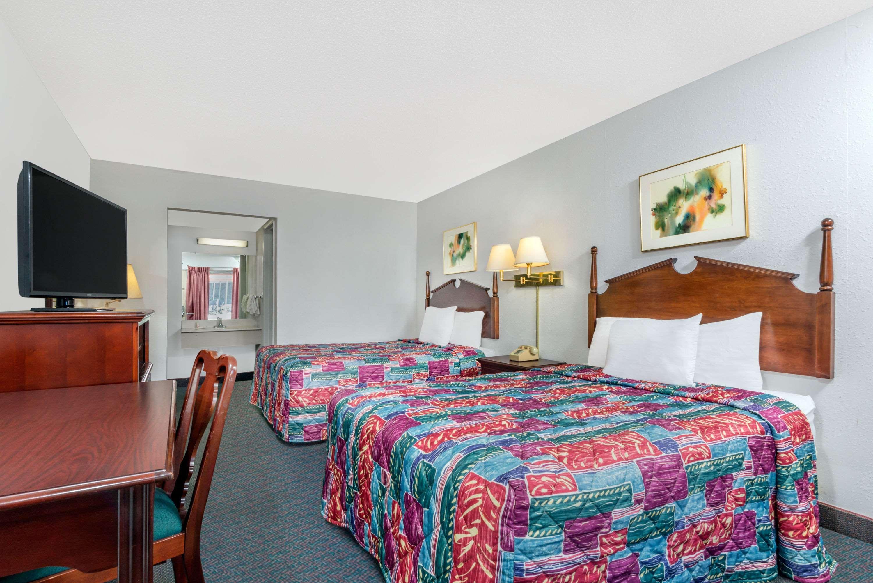 Days Inn By Wyndham Mt. Sterling Mount Sterling Eksteriør bilde