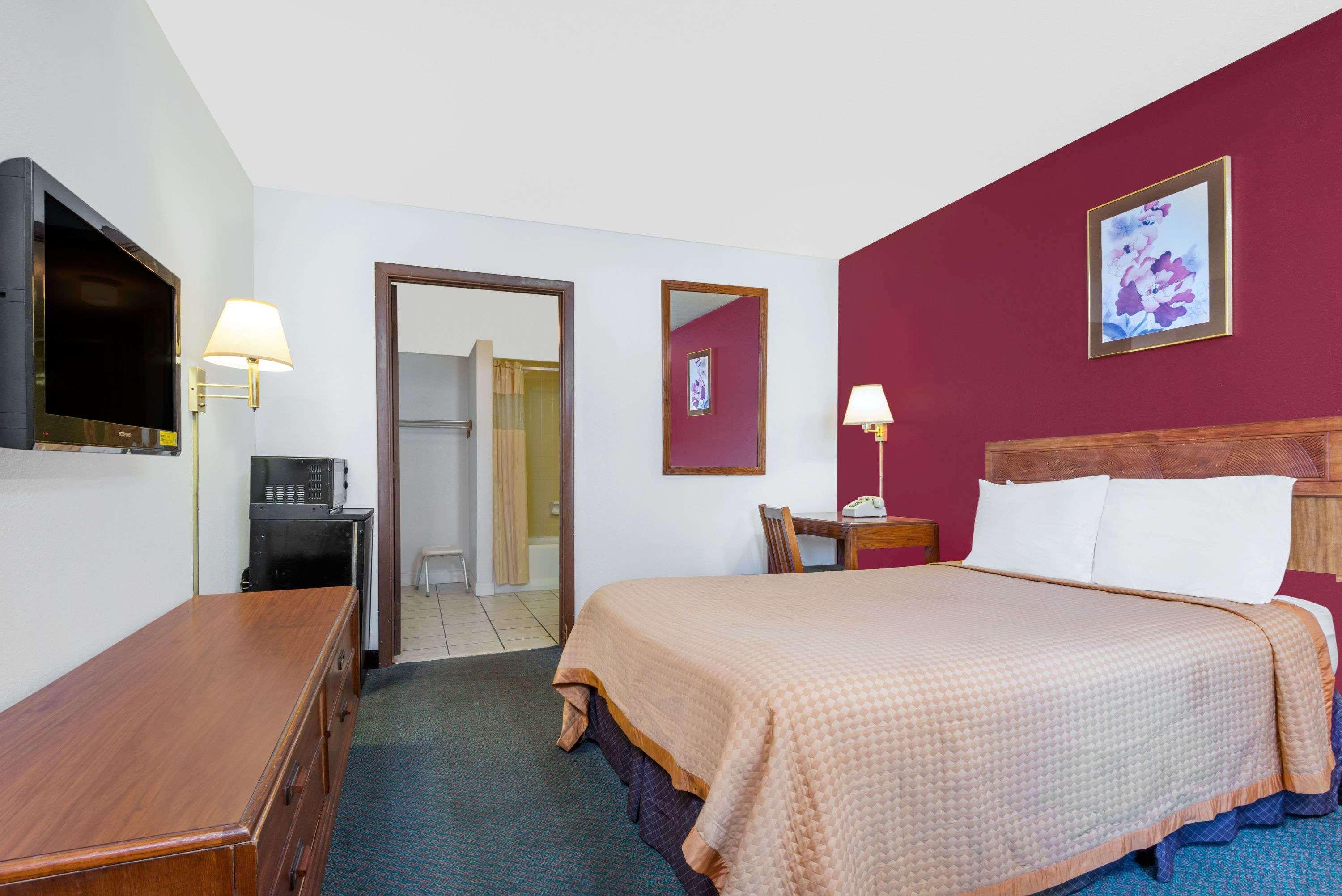 Days Inn By Wyndham Mt. Sterling Mount Sterling Eksteriør bilde
