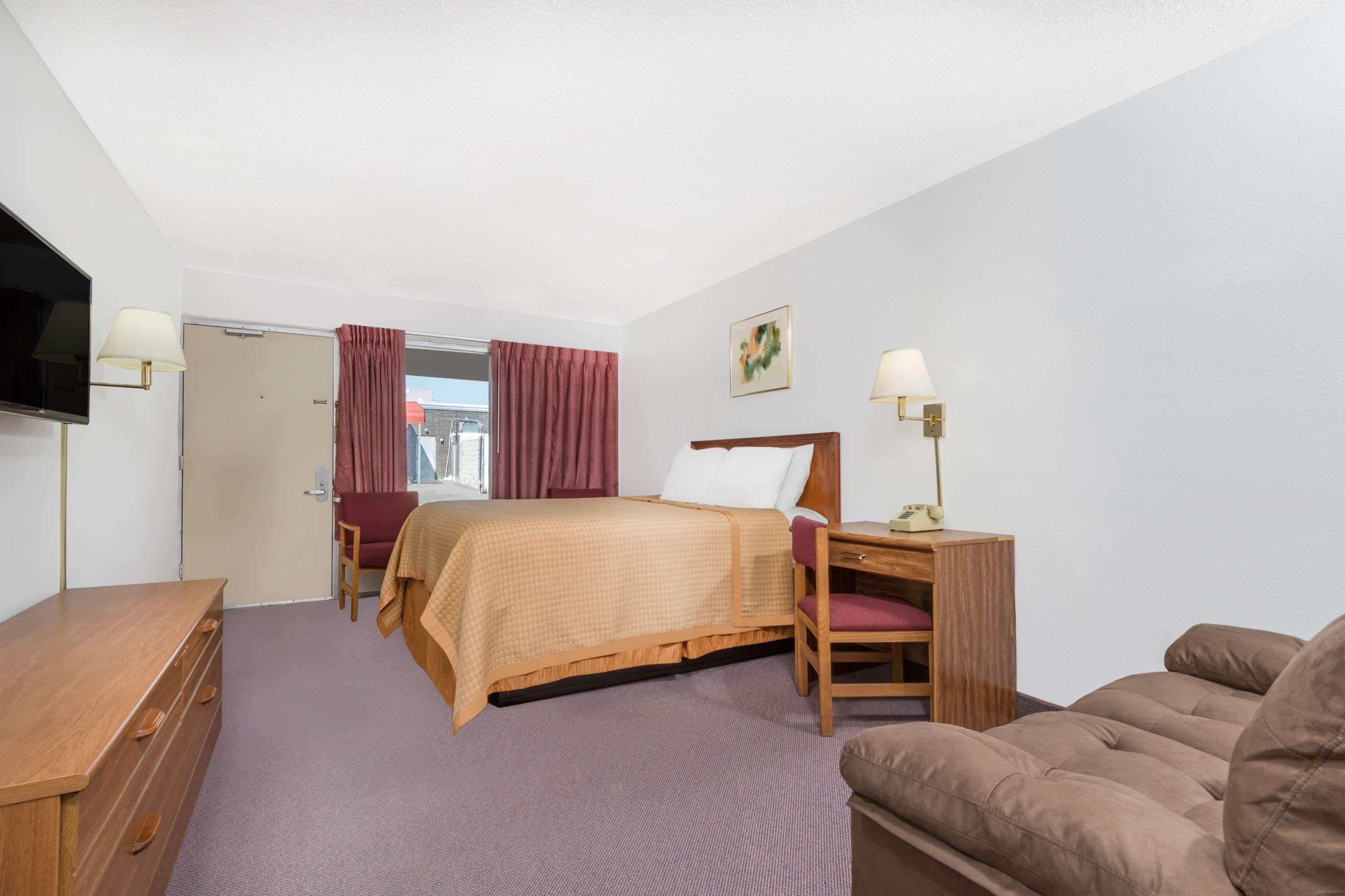 Days Inn By Wyndham Mt. Sterling Mount Sterling Eksteriør bilde